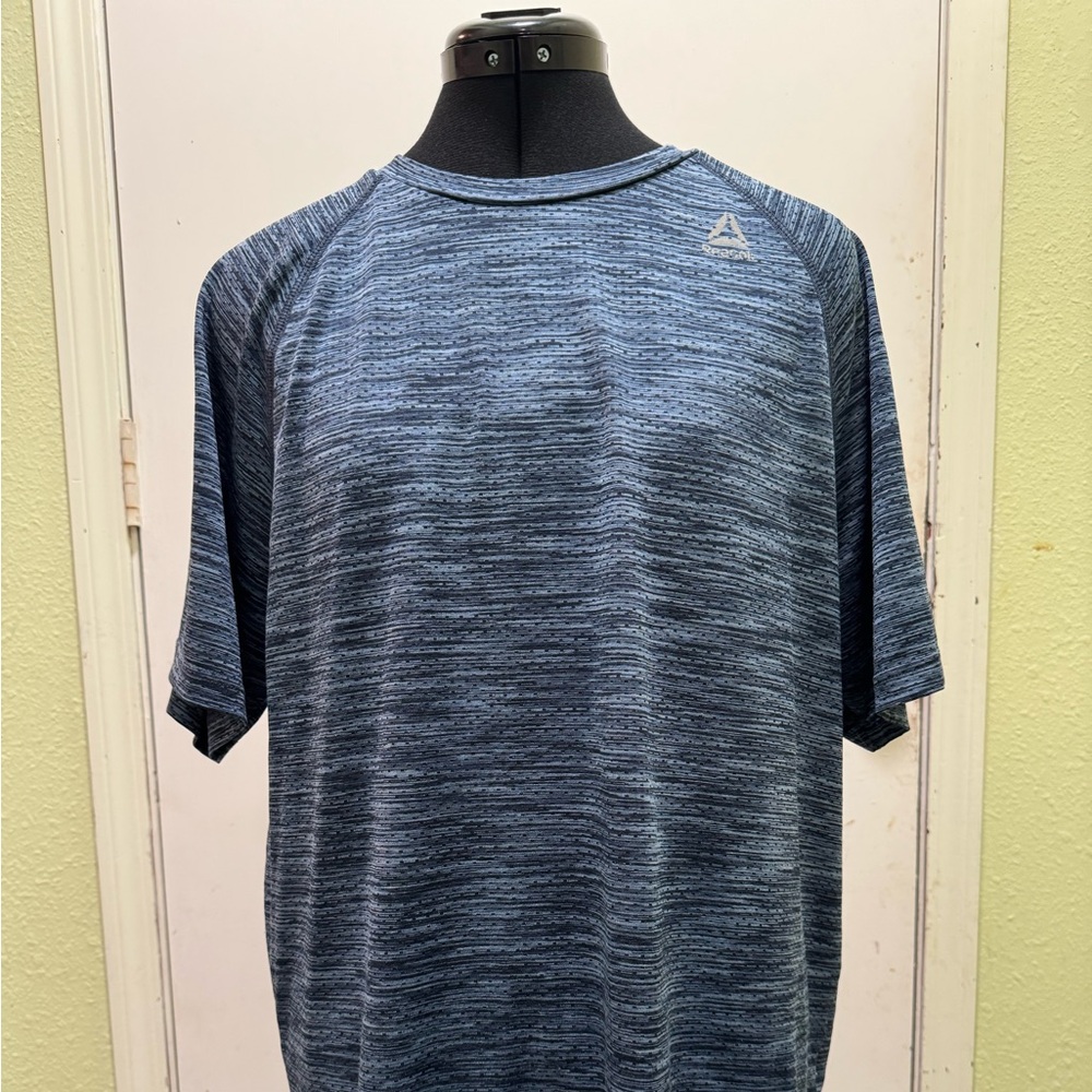 Reebok Men's Heathered Blue Tee Size L/G